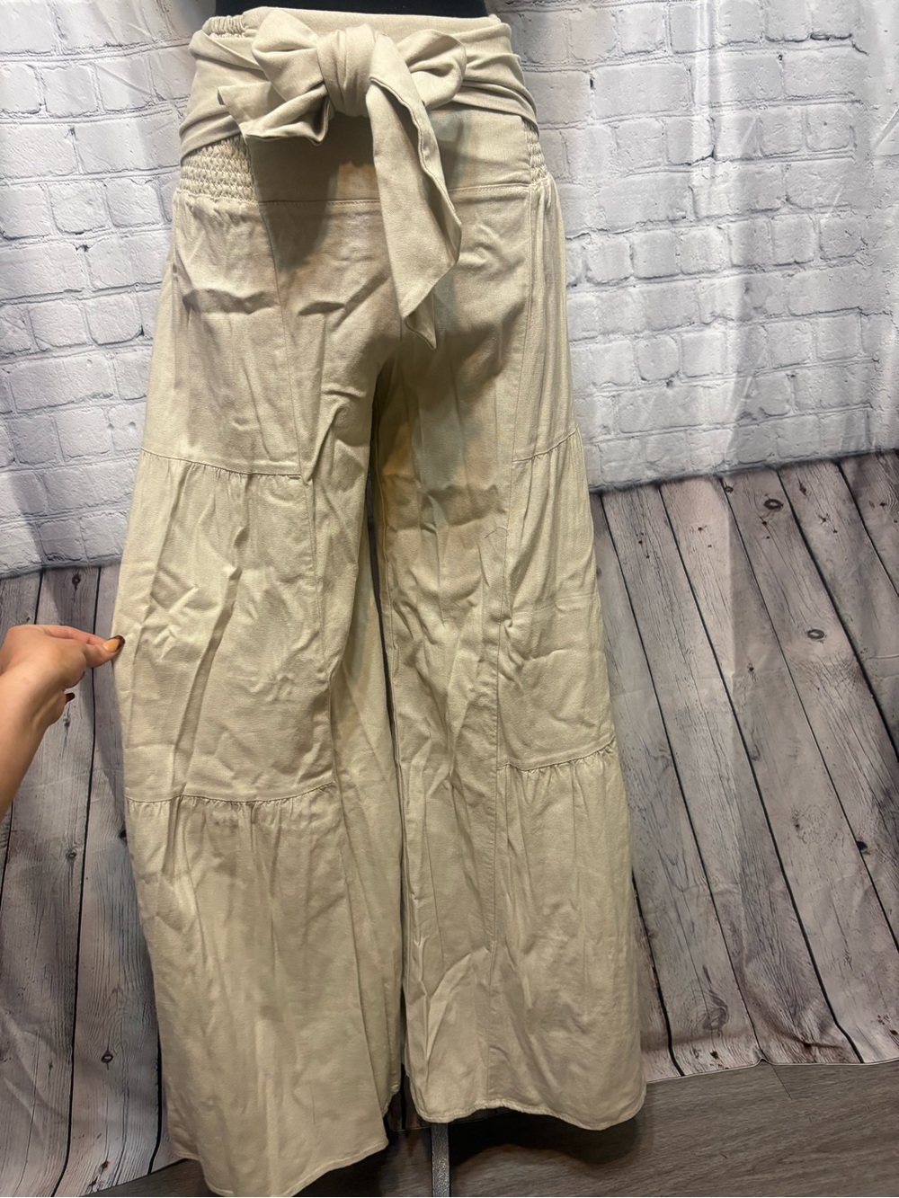Wide Leg Tie-Waist Pants in Beige